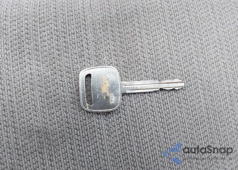 2001 Toyota Corolla Ce z USA, uszkodzony, nr VIN 1NXBR12E31Z496785